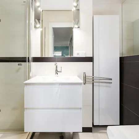 Malta Balcony And Parking By Renters Prestige * Poznań