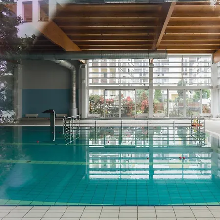 Malta Balcony And Parking By Renters Prestige アパート *