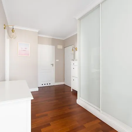 Malta Balcony And Parking By Renters Prestige Lejlighed *